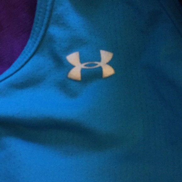 Turquoise UA tank - Picture 2 of 3